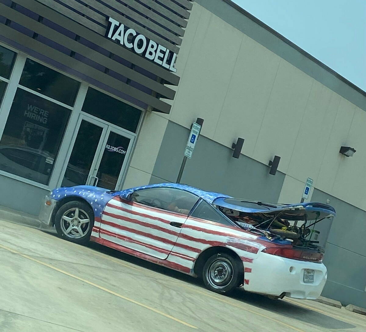 insane_rides_the_craziest_vehicles_on_the_road_13[1].jpg