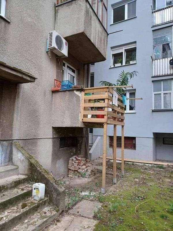 redneck_ingenuity_clever_solutions_from_unconventional_thinkers_640_high_20[1].jpg