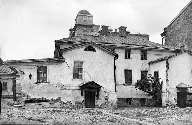 1911943 Средний Спасский (Средний Каретный) переулок, 9.jpg