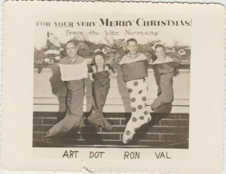 eccentric_holiday_charm_vintage_cards_unleashed_640_31.jpg