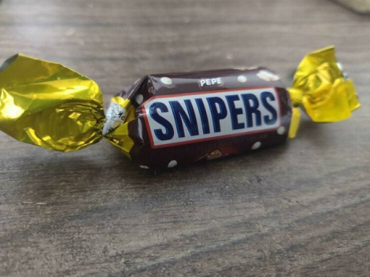 entertaining_knockoff_brands_that_never_disappoint_640_22[1].jpg