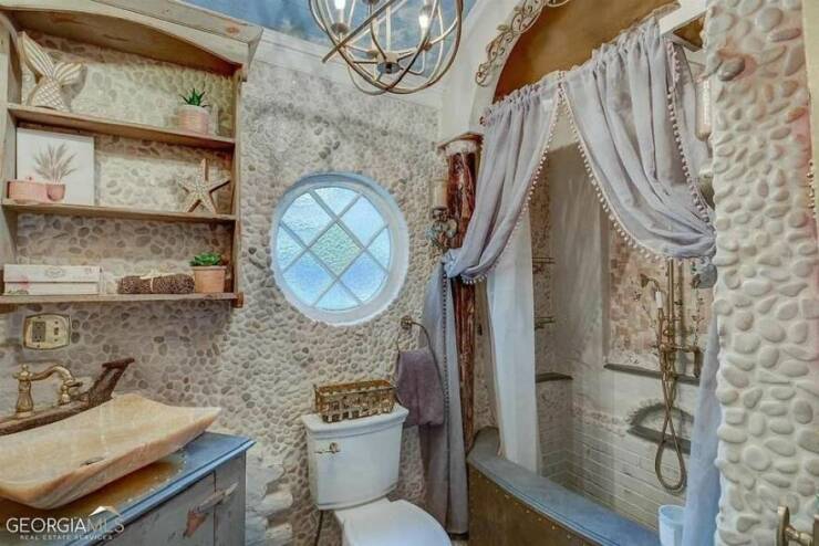 design_oversights_everyday_items_that_make_cleaning_a_nightmare_640_36.jpg