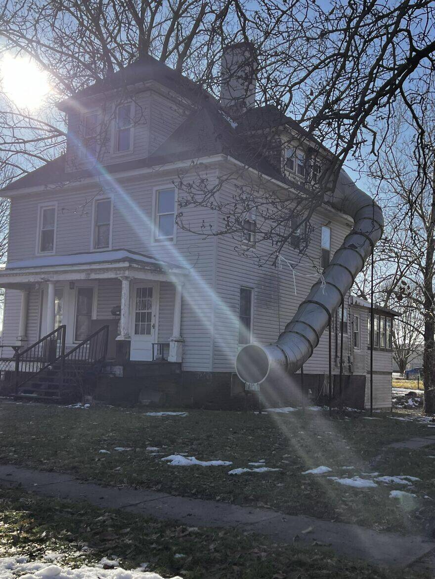 home_design_disasters_tales_of_you_should_have_hired_an_architect_03[1].jpg