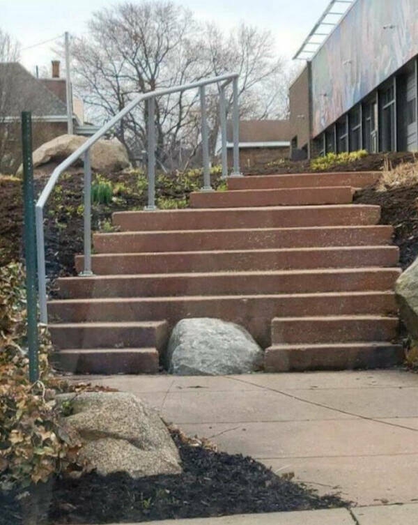 hilariously_bad_diy_ideas_you_wont_believe_640_high_21[1].jpg
