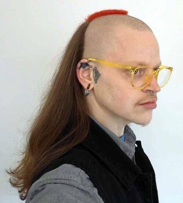 wild_haircuts_that_defy_all_logic_640_high_43[1].jpg