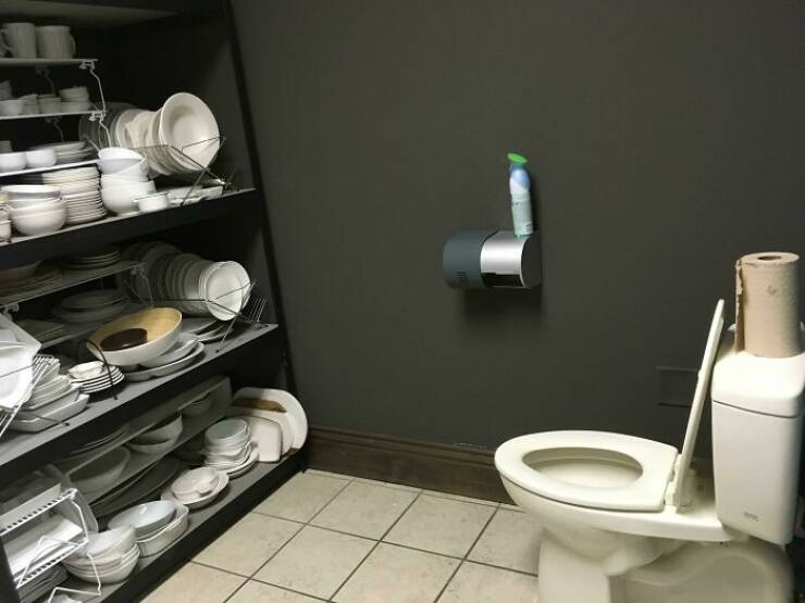 epic_bathroom_design_fails_thatll_leave_you_scratching_y-35.jpg