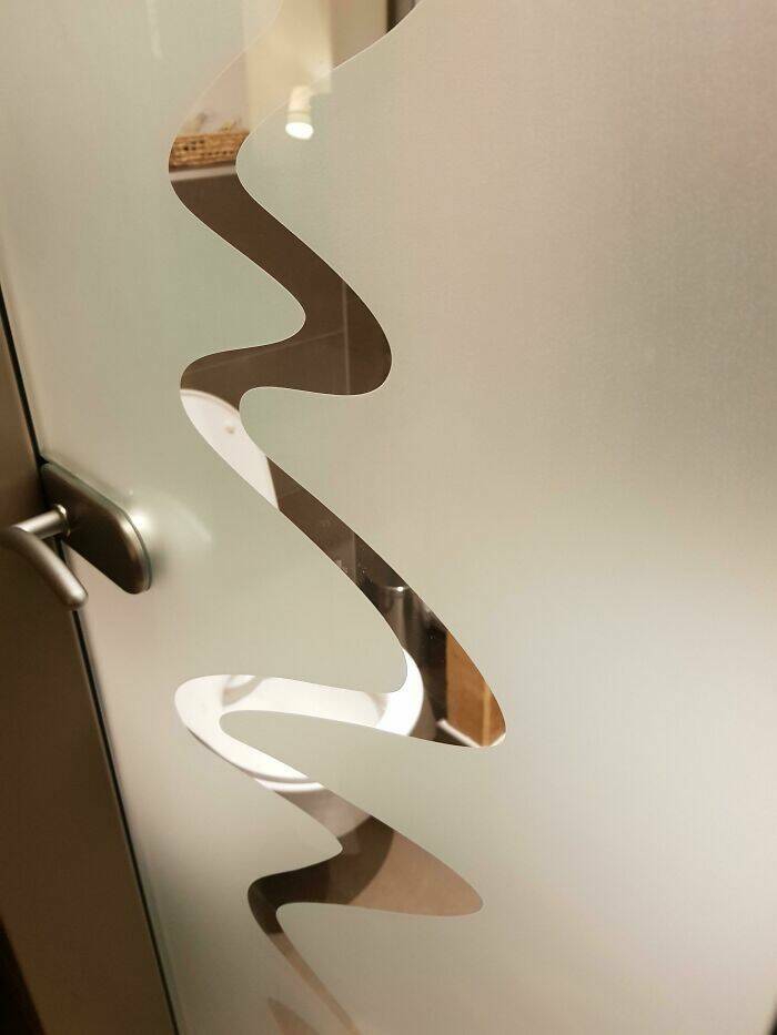 epic_bathroom_design_fails_thatll_leave_you_scratching_y-47.jpg