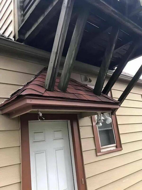 hilarious_construction_fails_that_defy_logic_640_high_13[1].jpg