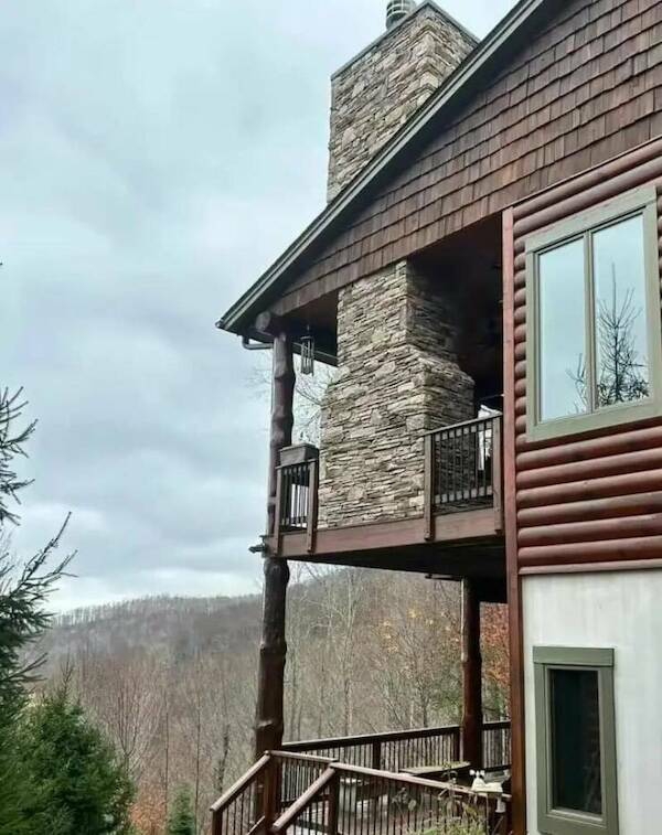 hilarious_construction_fails_that_defy_logic_640_high_22[1].jpg