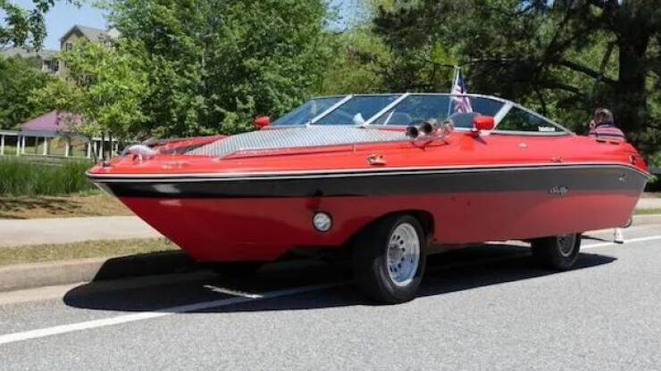 unconventional_and_crazy_vehicles_on_the_road_640_21[1].jpg