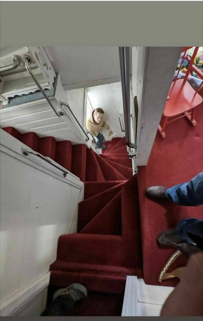 these_stairs_will_make_you_rethink_your_life_choices_640_high_11[1].jpg
