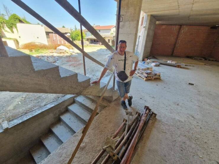 hilariously_bad_construction_fails_that_defy_logic_640_29[1].jpg