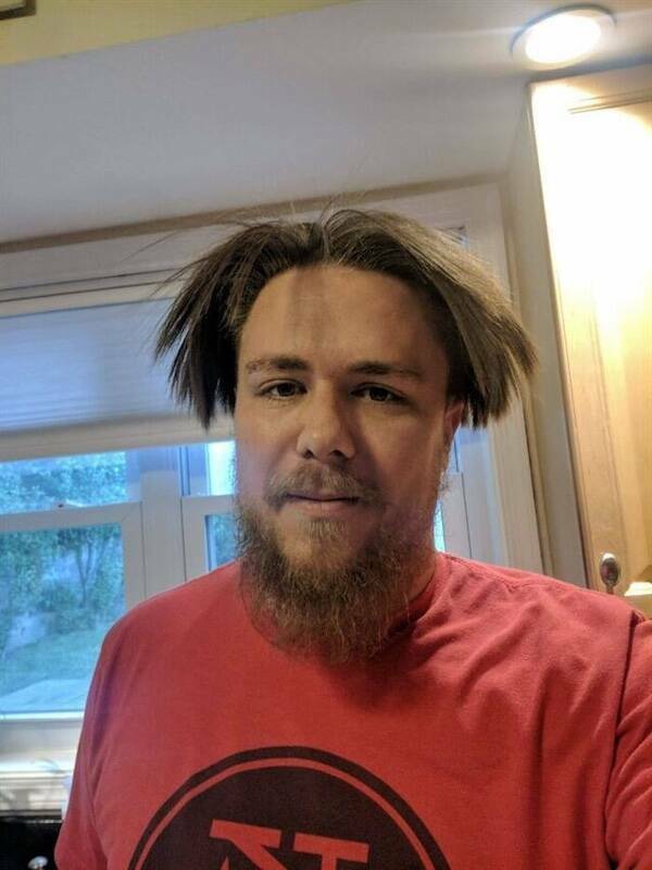 the_hairstyles_that_shouldve_stayed_hidden_640_high_01[1].jpg