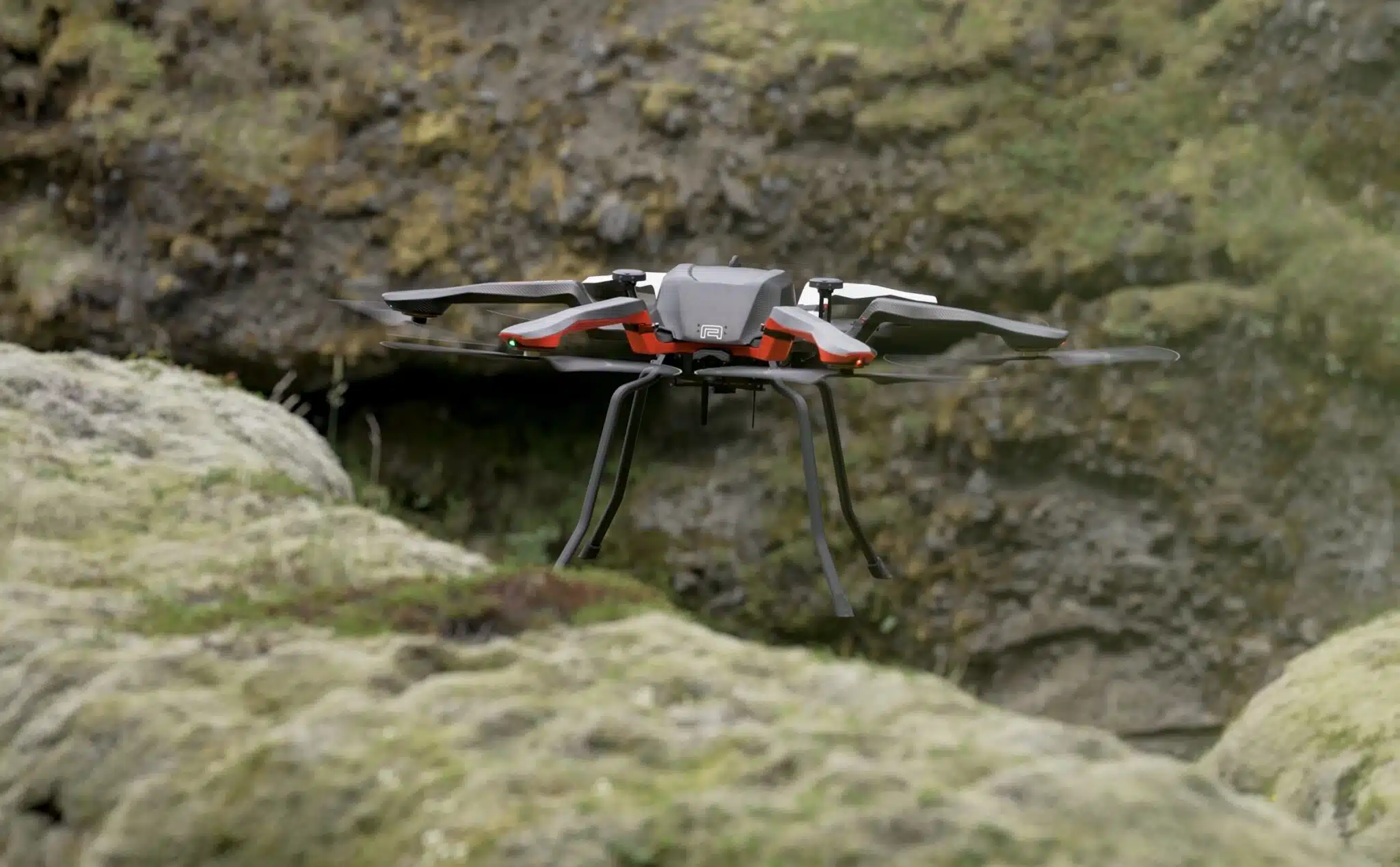 Dutch-Acecore-Unveils-Next-Gen-Noa-Heavy-Lift-Drone-With-80-Minute-Flight-Time-scaled.jpg.webp