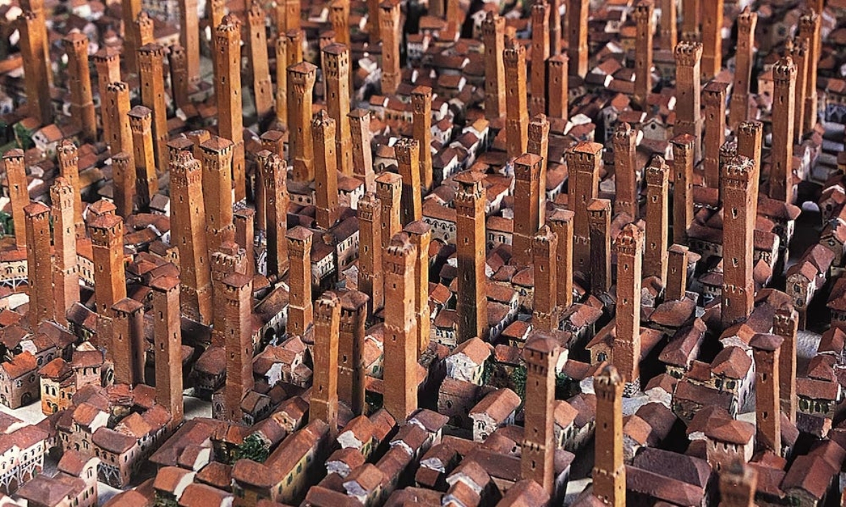 towers-of-bologna-2.jpg