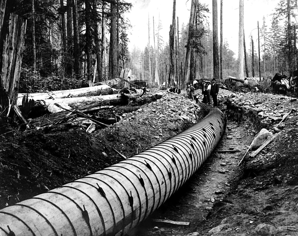 wooden-water-pipeline-13.jpg