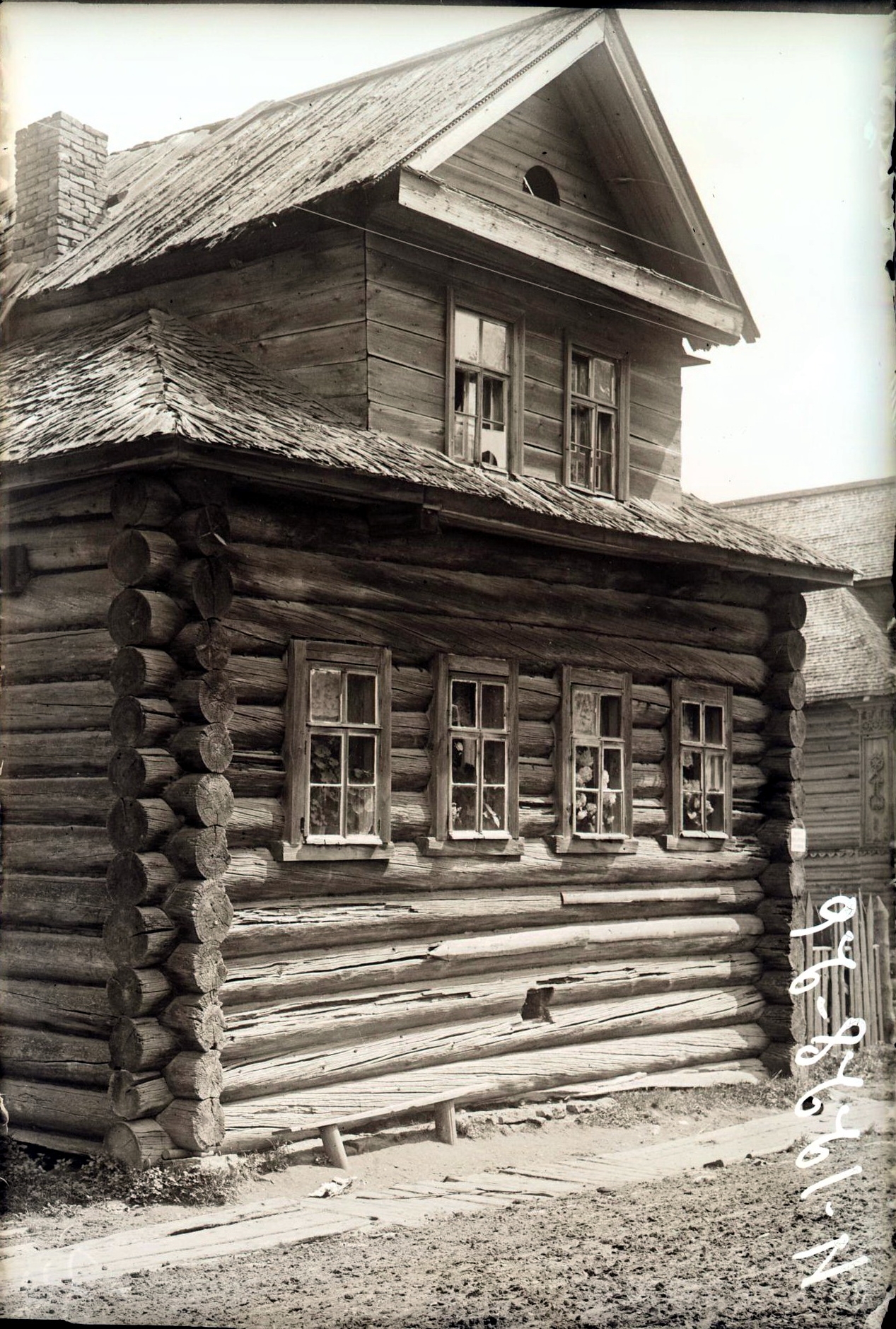 72288759_original.jpg 72288759_original.jpg